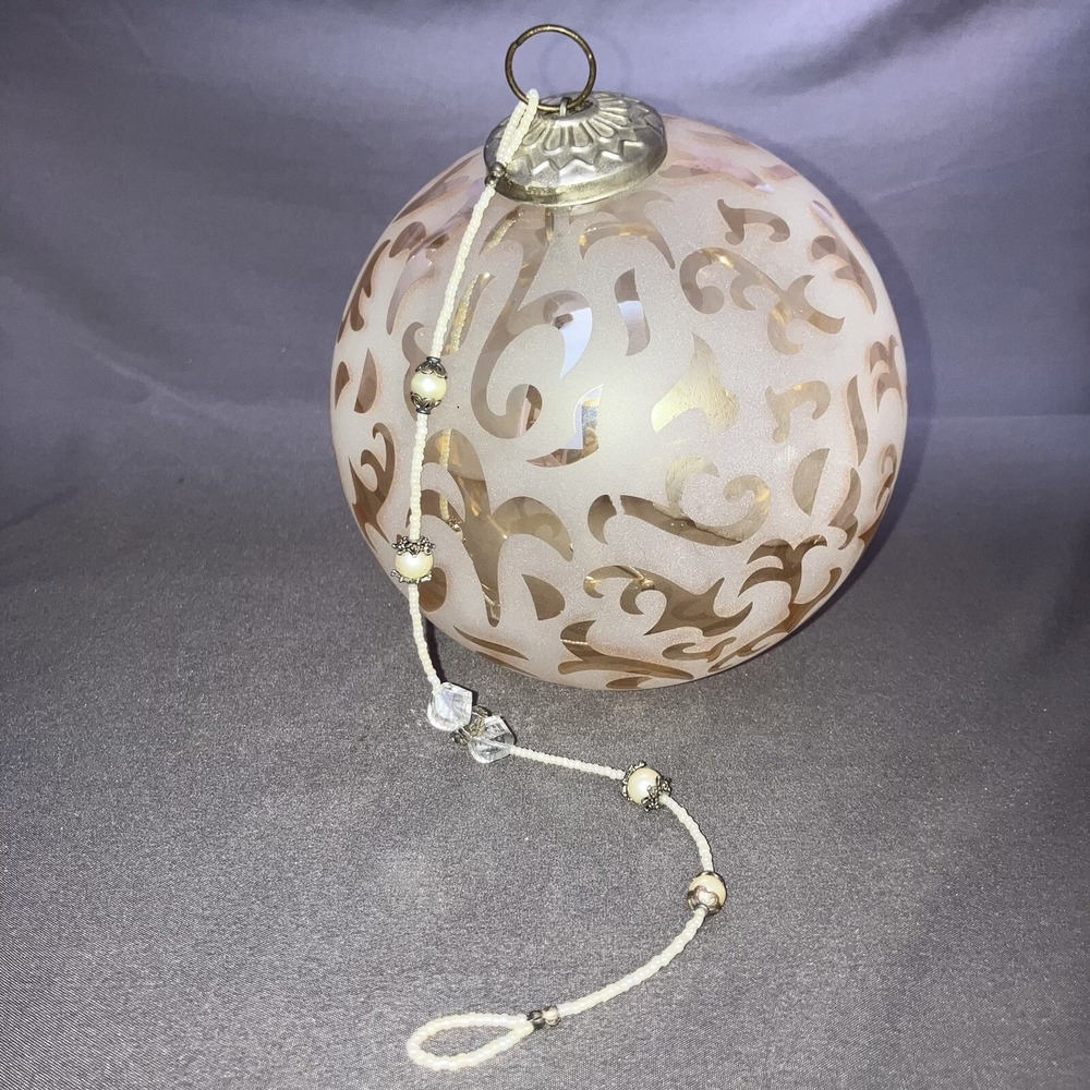 Large Swirls Frosted Glass Ornament Bulb /‎ Swirls / With Beaded Hanger
